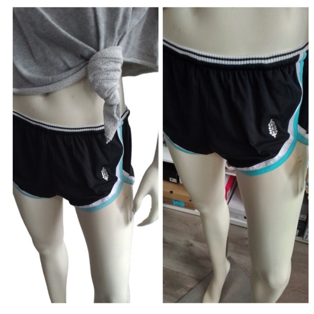 NEWVFree People Movement Black Shorts
